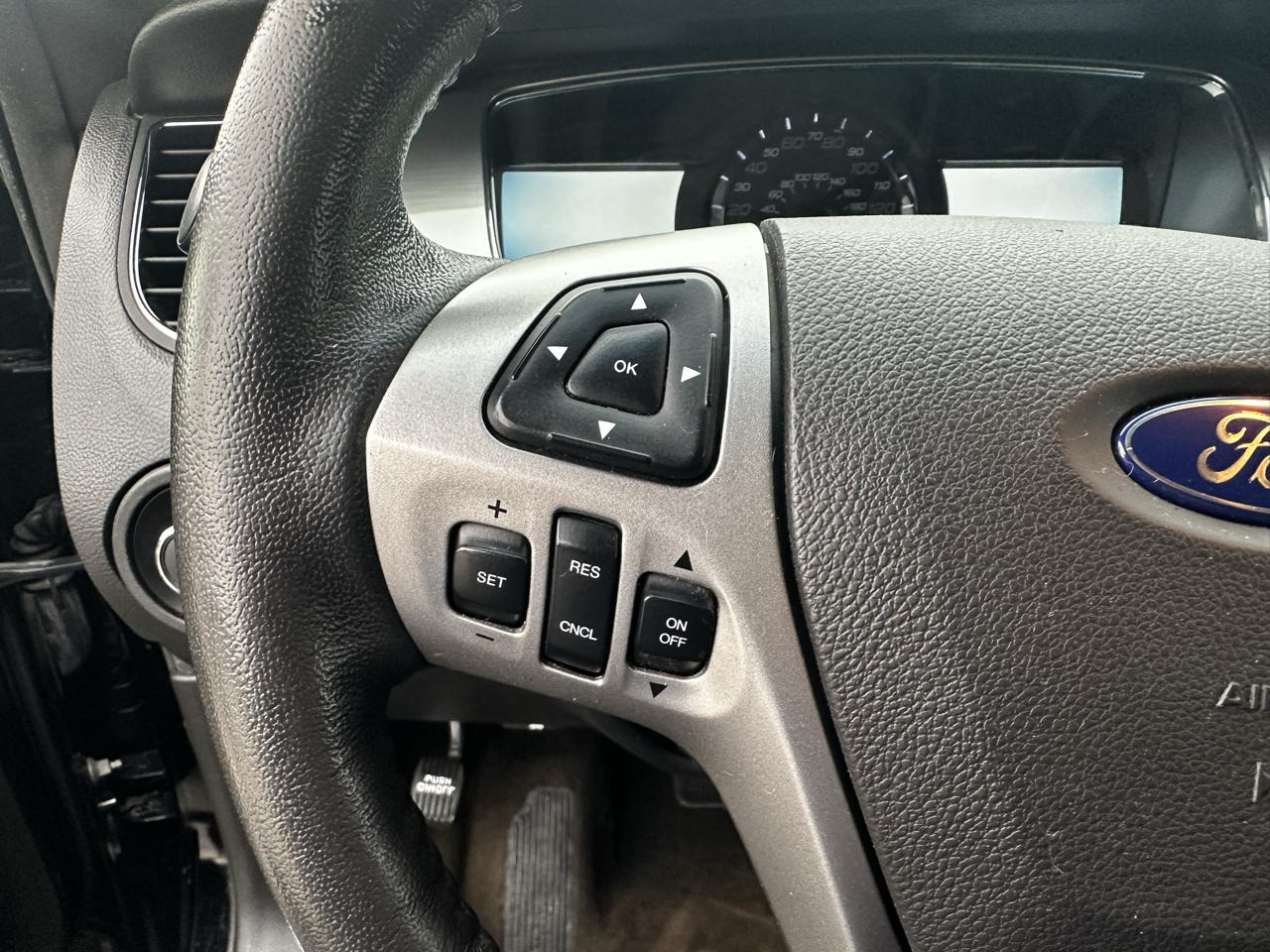 Ford Taurus SEL FWD 2018