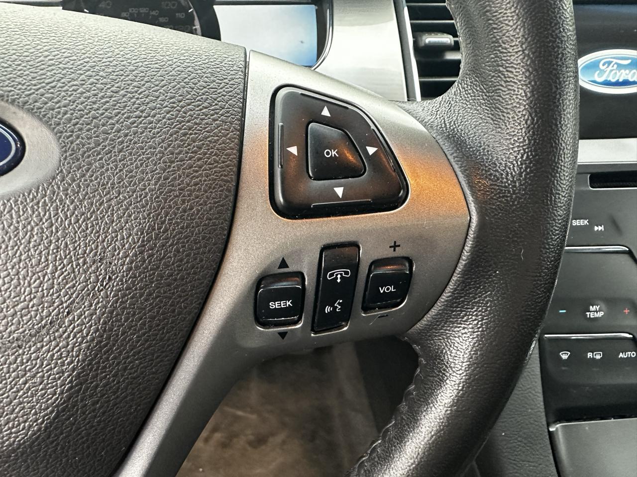 Ford Taurus SEL FWD 2018