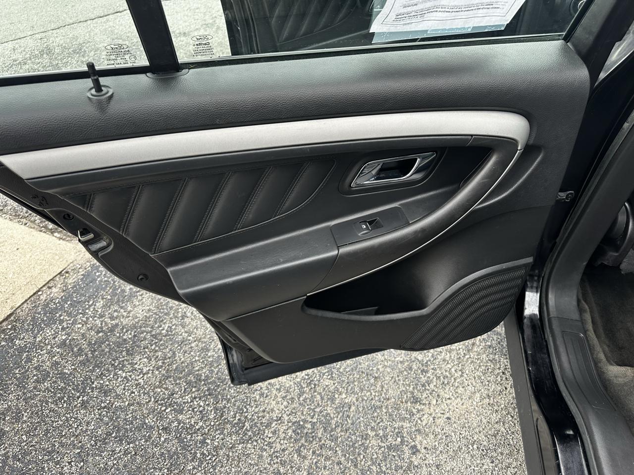 Ford Taurus SEL FWD 2018