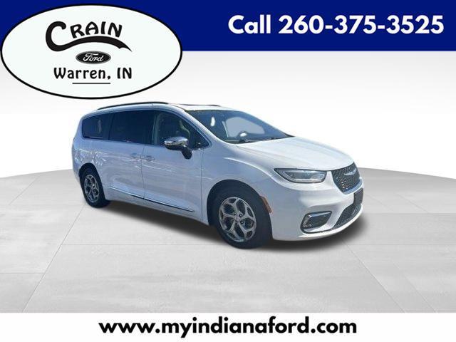 2023 Chrysler Pacifica Limited FWD