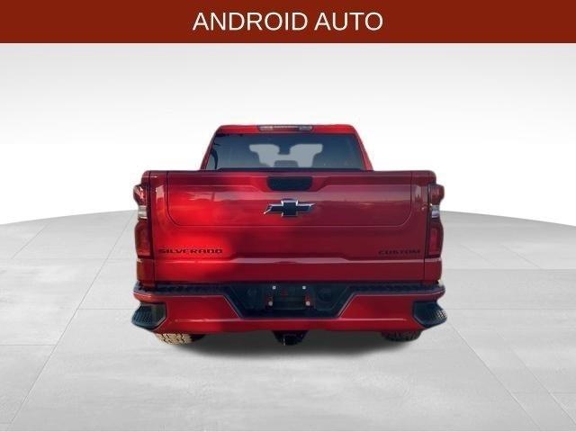Chevrolet Silverado 1500 Limited Custom Crew Cab Short Box 2WD 2022