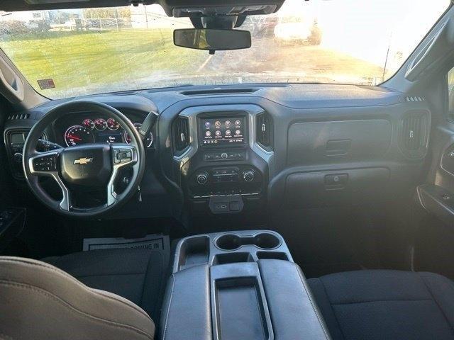 Chevrolet Silverado 1500 Limited Custom Crew Cab Short Box 2WD 2022