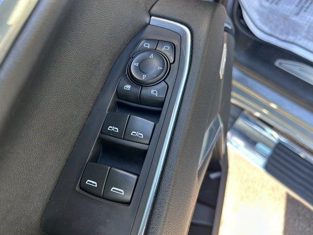 Chevrolet Silverado 1500 LTZ Crew Cab 4WD 2024
