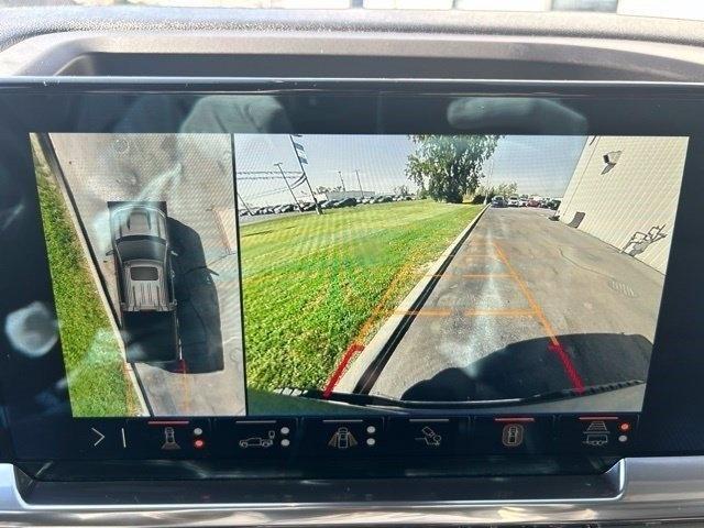 Chevrolet Silverado 1500 LTZ Crew Cab 4WD 2024