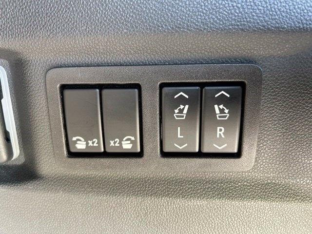 GMC Yukon SLT 4WD 2023