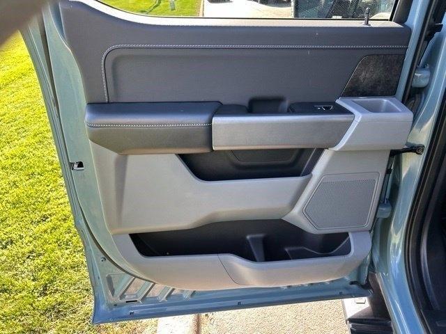 Ford F-150 Lariat SuperCrew 5.5-ft. Bed 4WD 2023