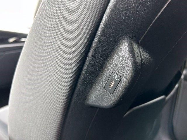Kia Niro LX 2025