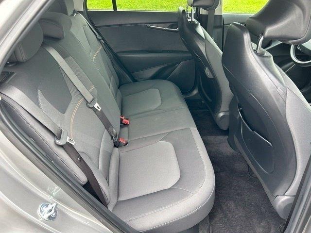 Kia Niro LX 2025