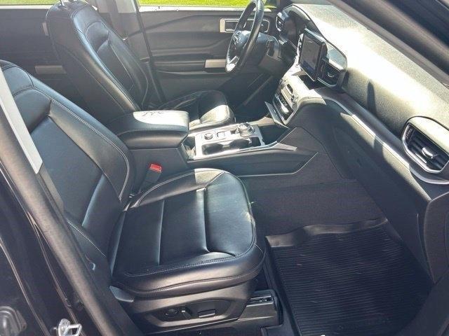 Ford Explorer XLT AWD 2023