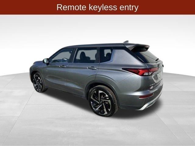 Mitsubishi Outlander SE 2WD 2023