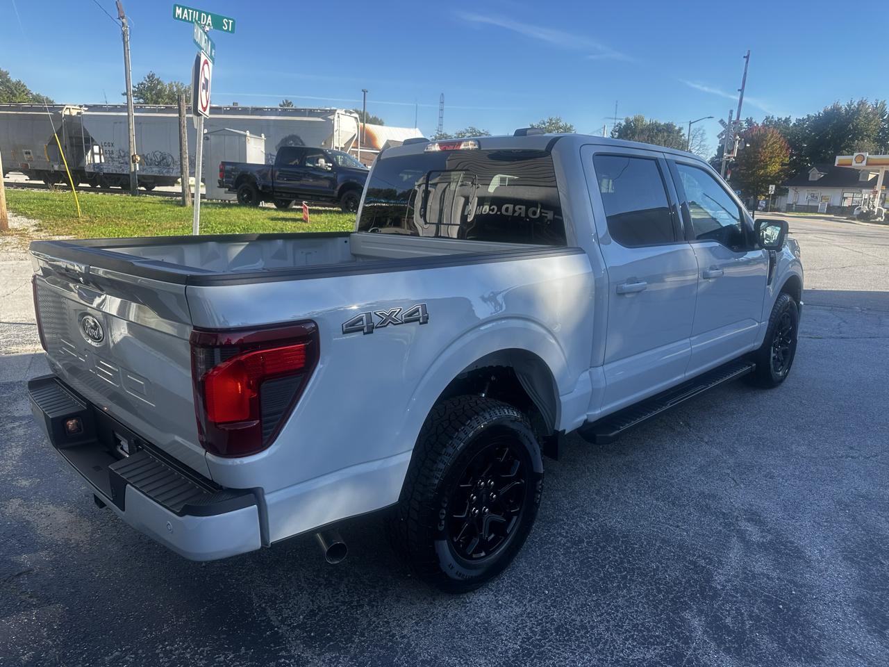 Ford F-150 XLT SuperCrew 4WD 2026