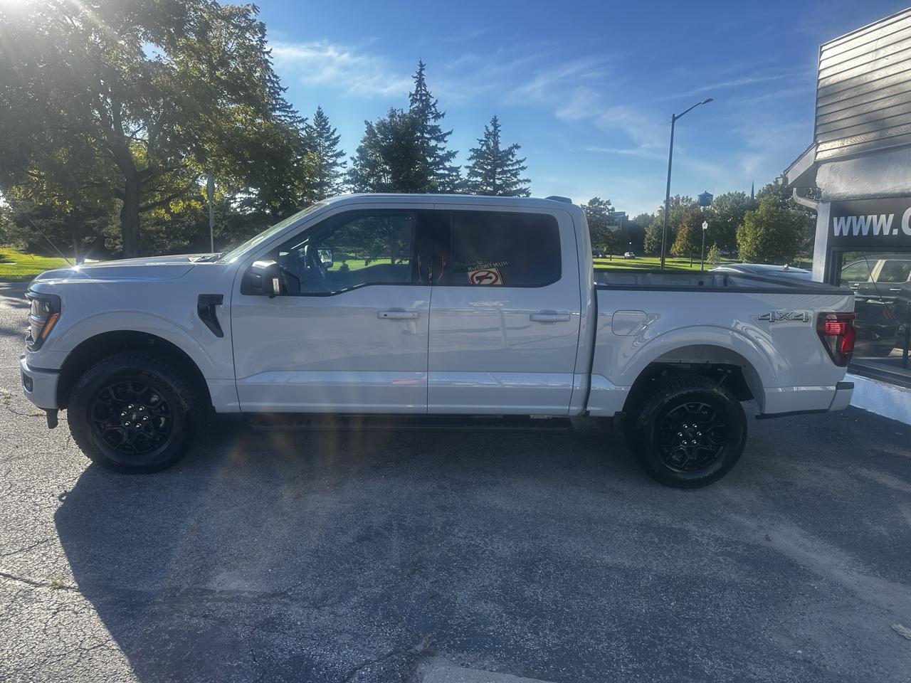 Ford F-150 XLT SuperCrew 4WD 2026