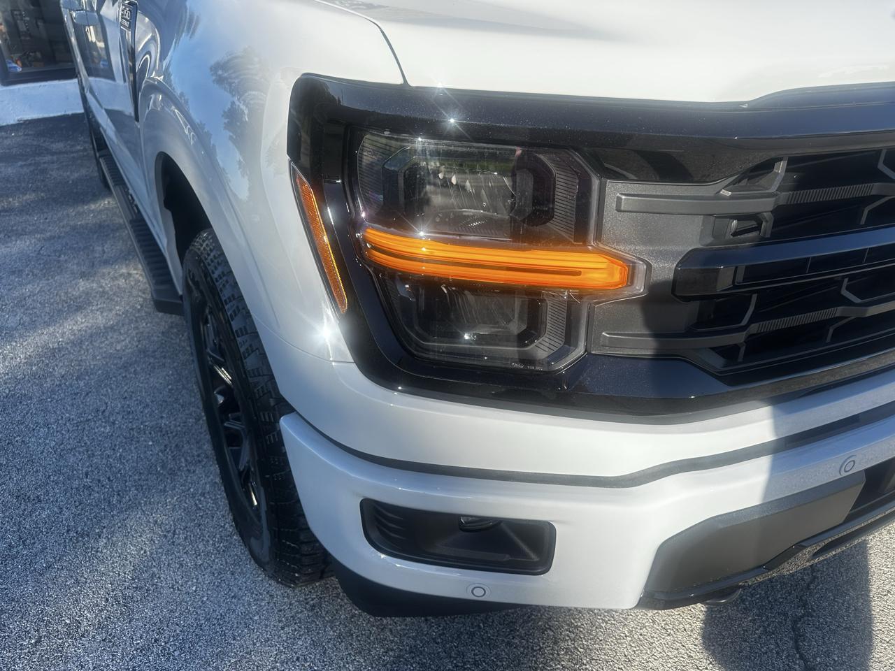 Ford F-150 XLT SuperCrew 4WD 2026