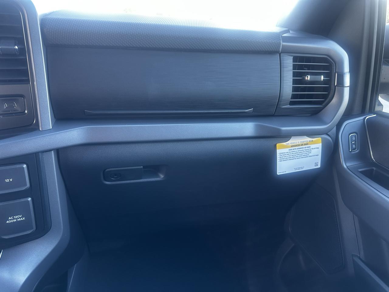 Ford F-150 XLT SuperCrew 4WD 2026