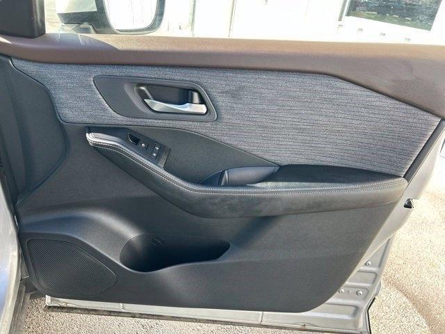 Nissan Rogue SV 2023