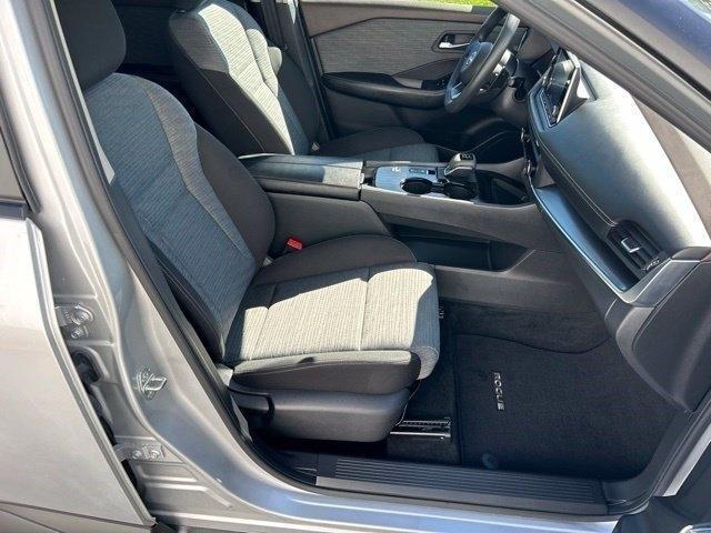 Nissan Rogue SV 2023