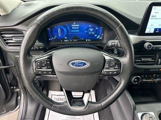 Ford Escape Hybrid Titanium AWD 2021