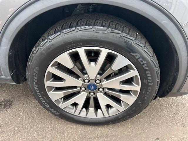 Ford Escape Hybrid Titanium AWD 2021