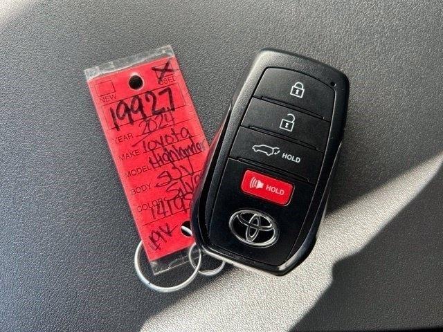 Toyota Highlander Hybrid Others 2024