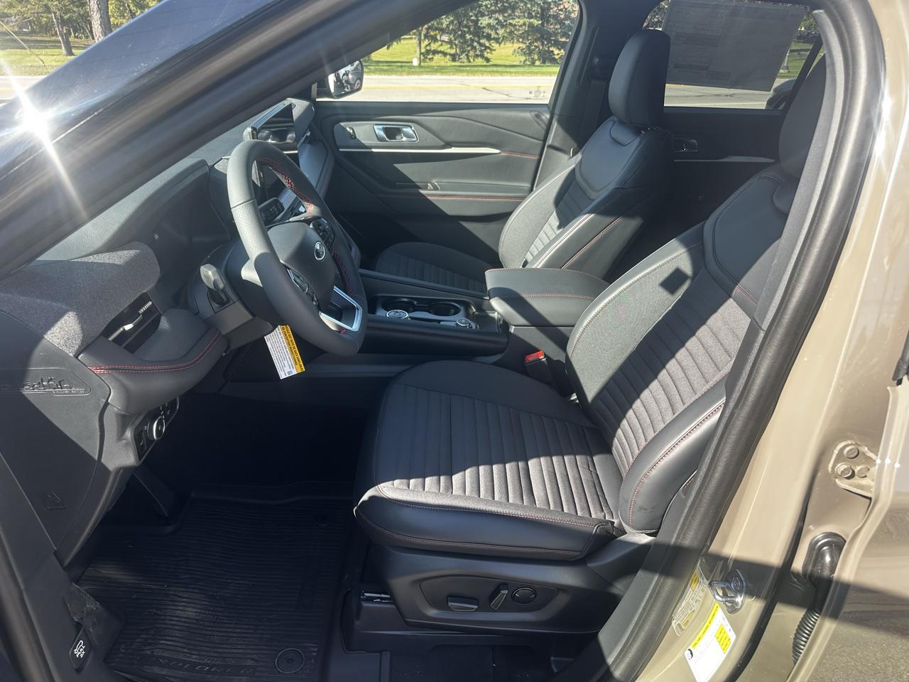 Ford Explorer ST-Line AWD 2027