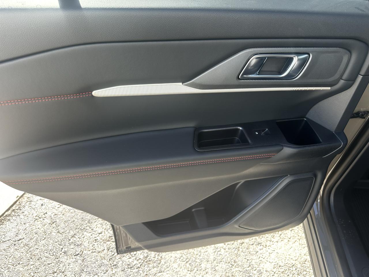Ford Explorer ST-Line AWD 2027
