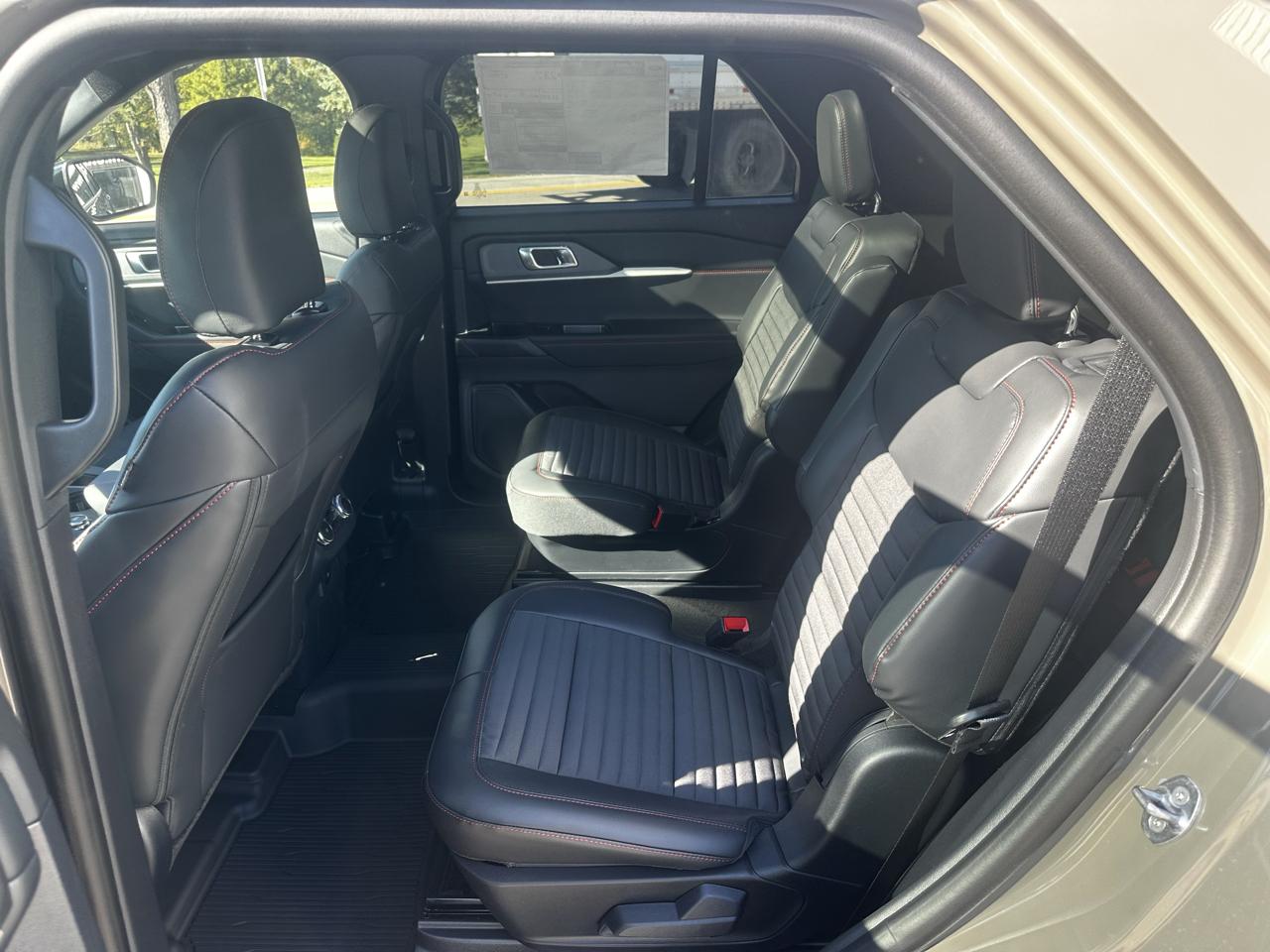 Ford Explorer ST-Line AWD 2027