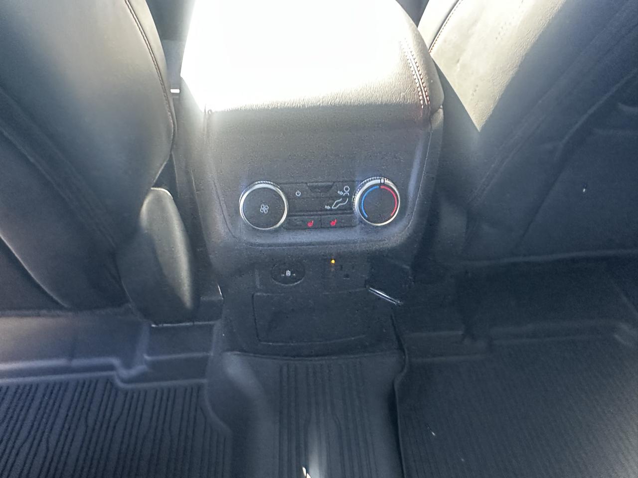 Ford Explorer ST-Line AWD 2027