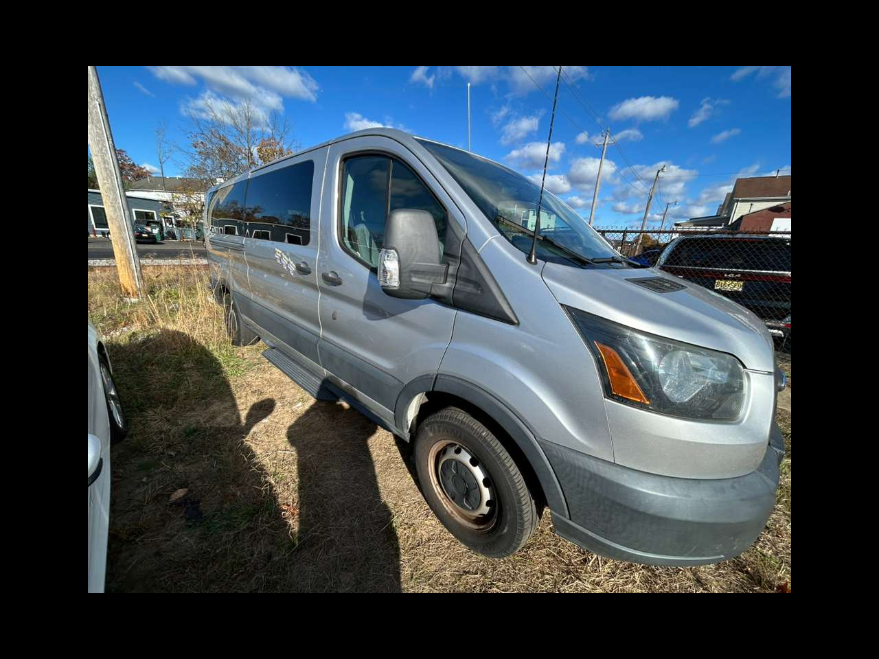 2015 Ford Transit 350 Wagon Low Roof XL w/Sliding Pass. 148-in. WB