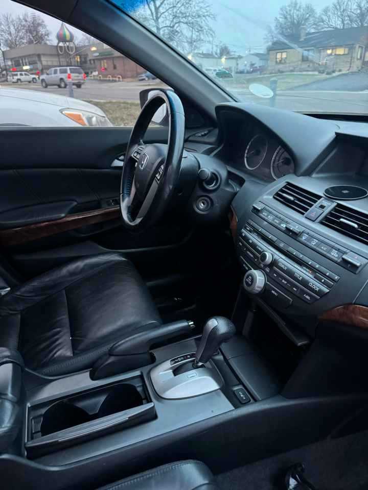 Honda Accord EX-L Sedan AT 2011