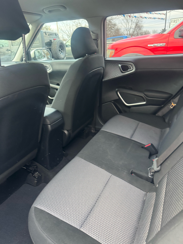 Kia Soul LX CVT 2022