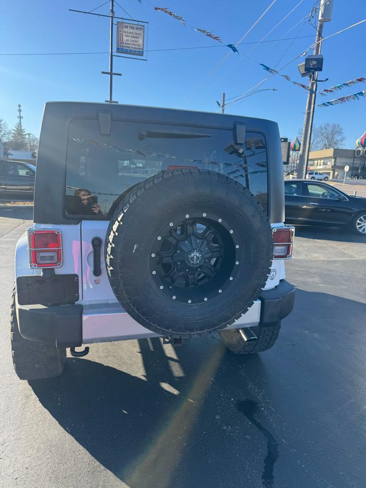 Jeep Wrangler Unlimited Sahara 4WD 2015