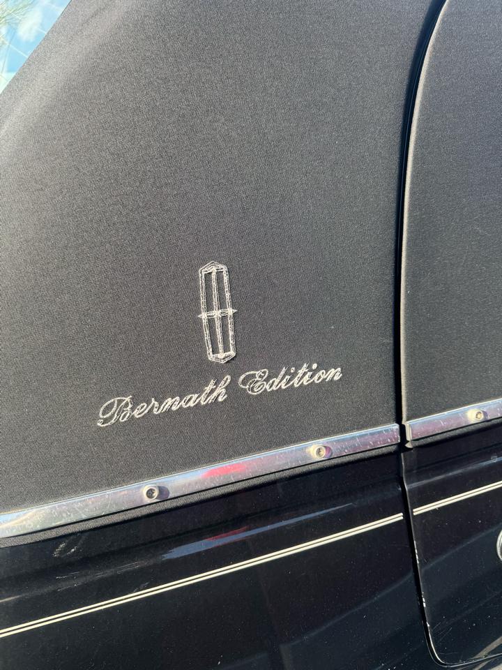 Lincoln Town Car Ultimate 2004