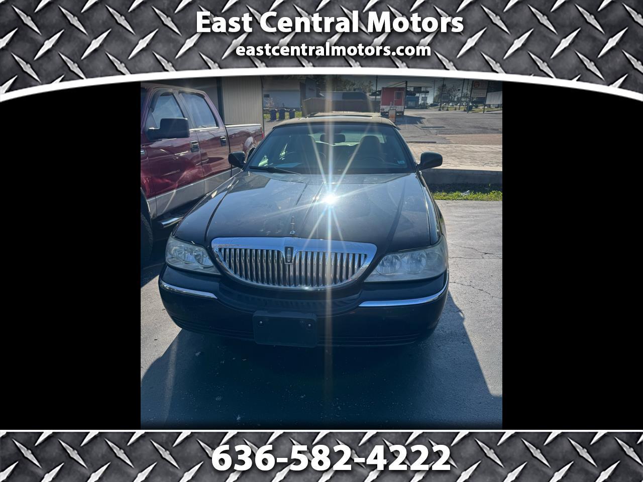 2004 Lincoln Town Car Ultimate