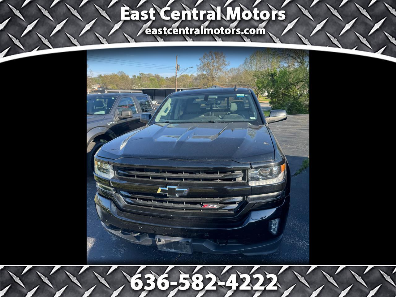 Chevrolet Silverado 1500 4WD Crew Cab 143.5" LT w/2LT 2017