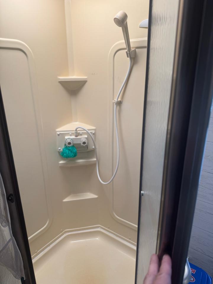 Ford Econoline E-450 2005