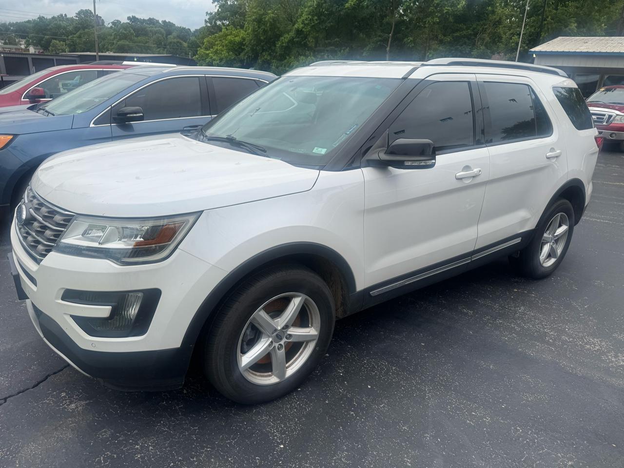 Ford Explorer XLT 4WD 2016