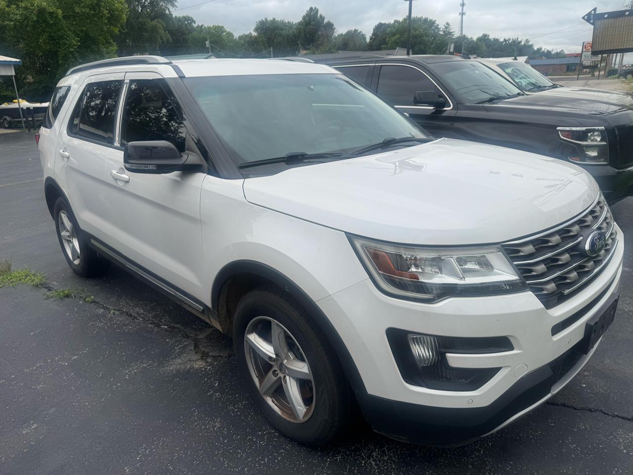 Ford Explorer XLT 4WD 2016