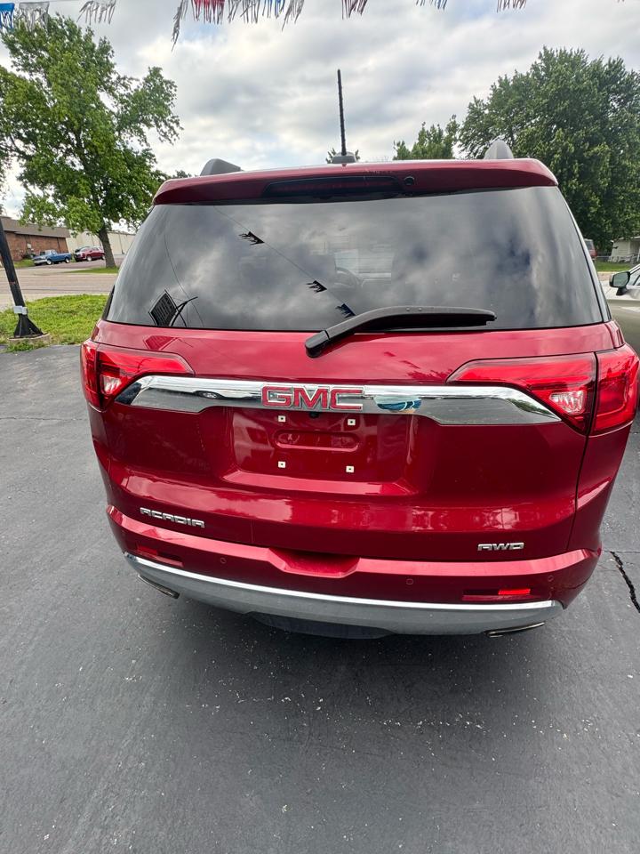 GMC Acadia Denali AWD 2019