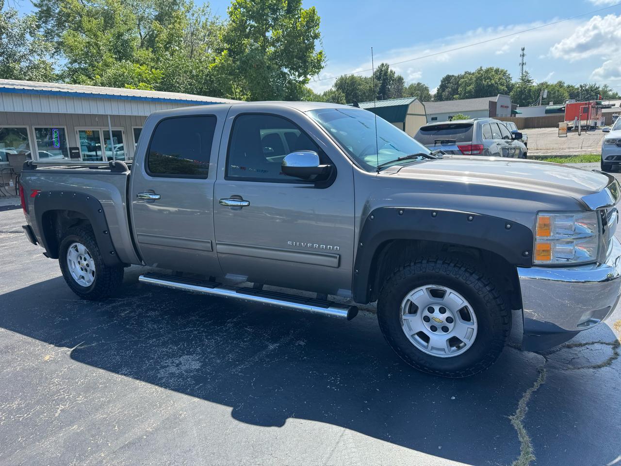 Chevrolet Silverado 1500 LT Crew Cab 4WD 2012