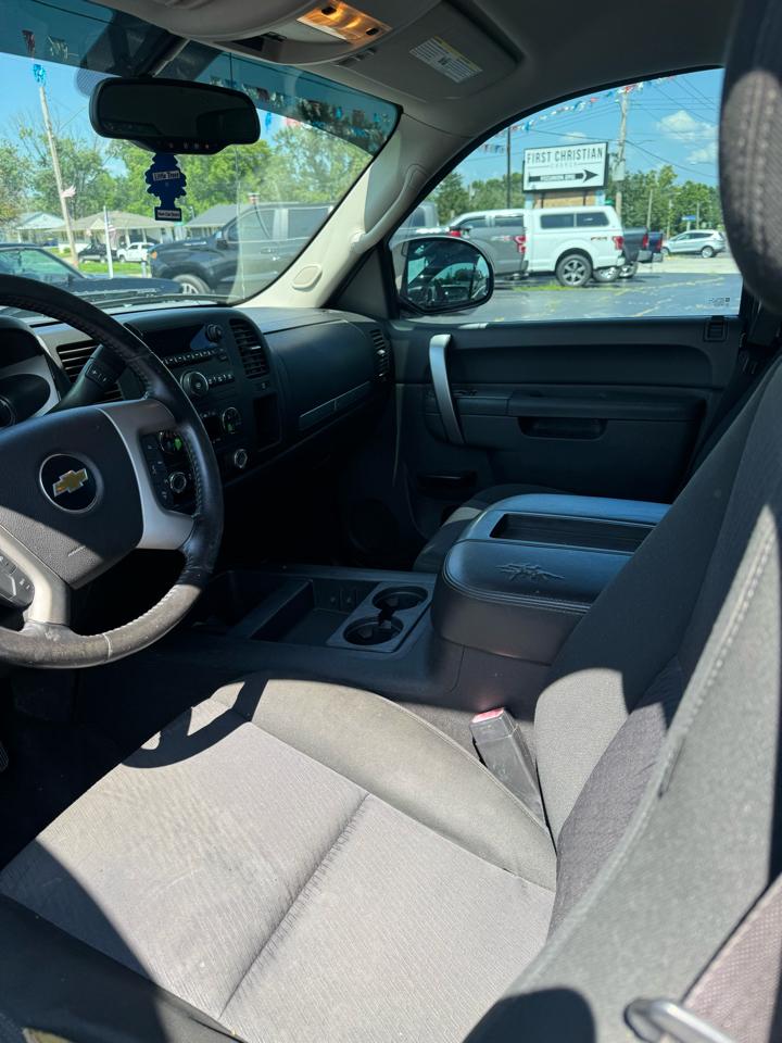 Chevrolet Silverado 1500 LT Crew Cab 4WD 2012