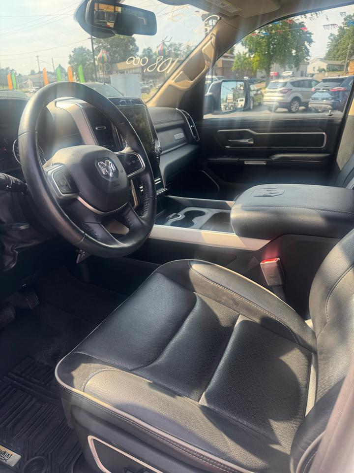RAM 1500 Laramie Crew Cab SWB 4WD 2020