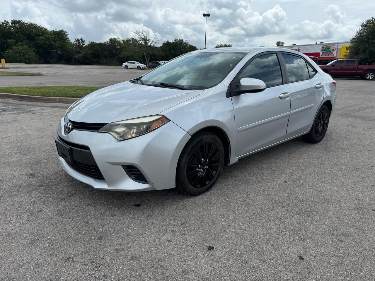 2015 Toyota Corolla's photo