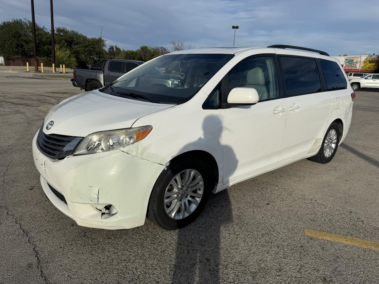 2013 Toyota Sienna XLE
