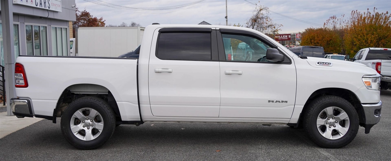 RAM 1500 Big Horn Crew Cab SWB 4WD 2021