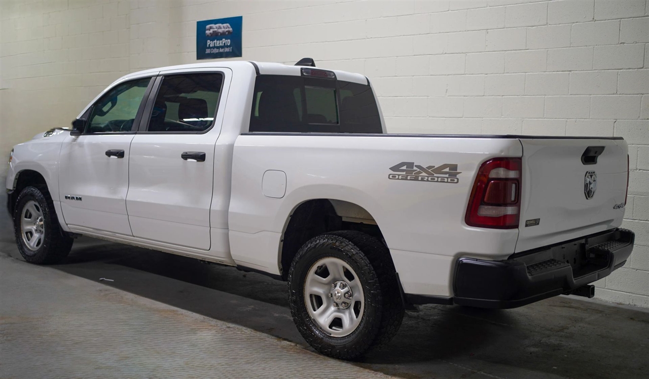 RAM 1500 Tradesman Crew Cab LWB 4WD 2022