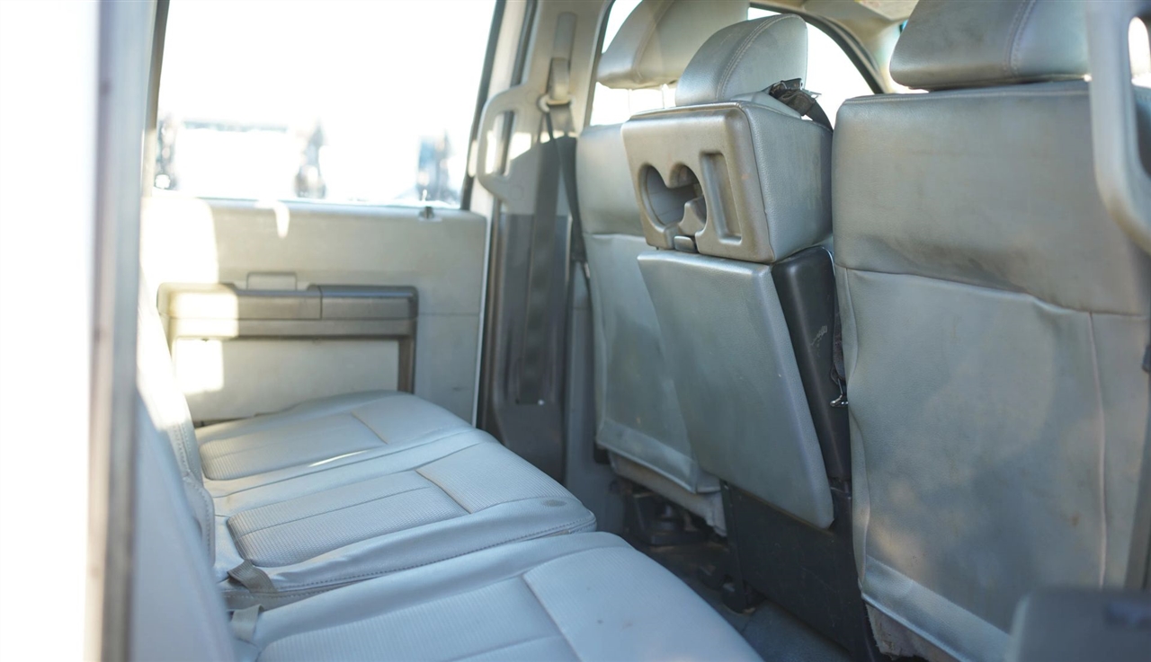 Ford F-550 Crew Cab DRW 4WD 2015