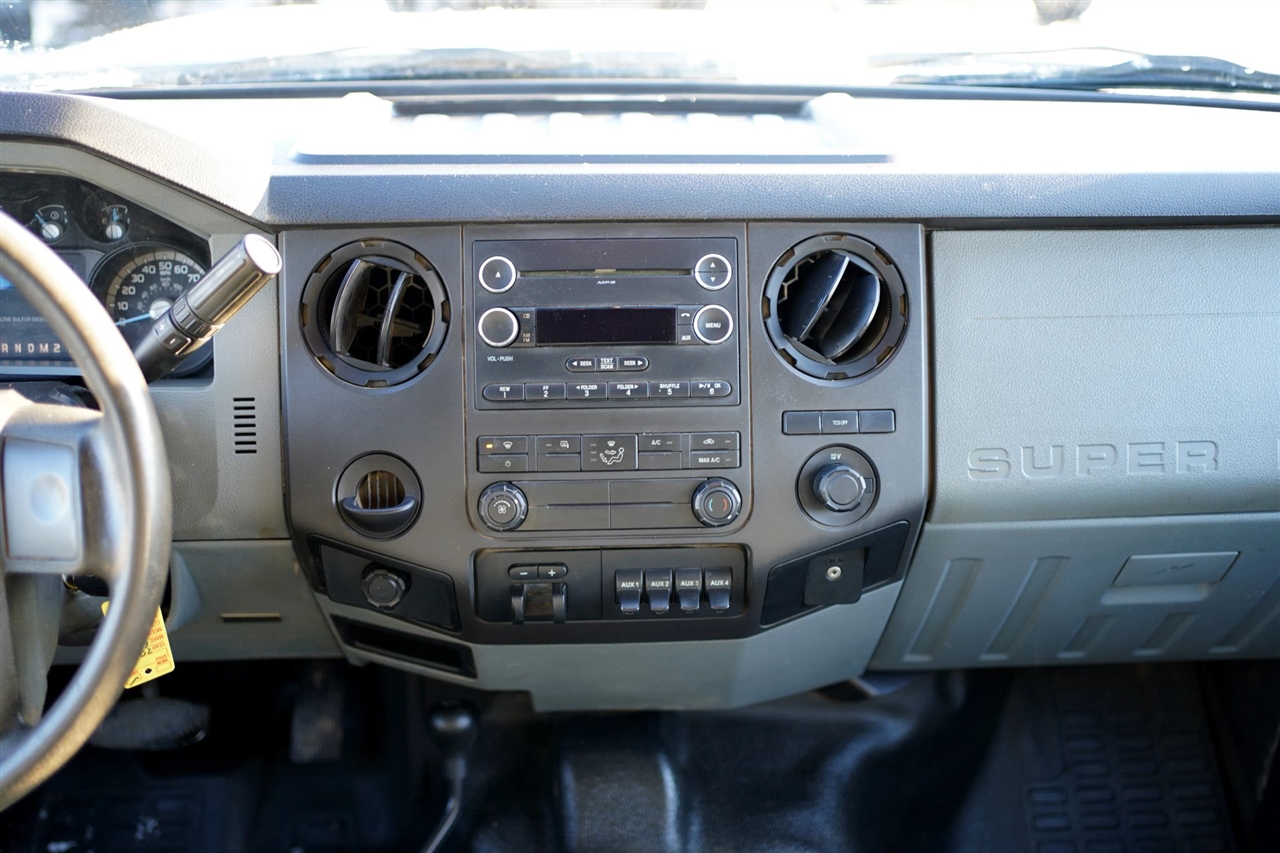 Ford F-550 Crew Cab DRW 4WD 2015