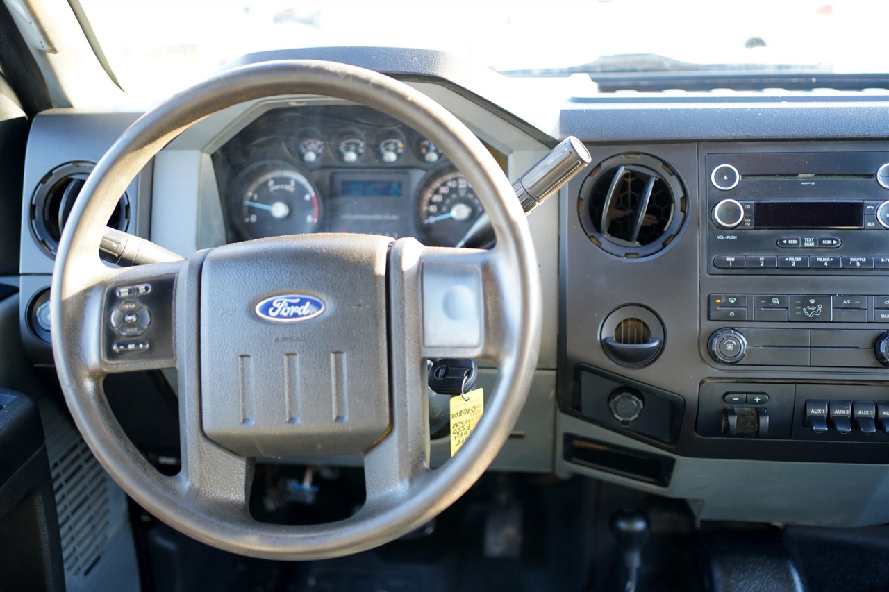 Ford F-550 Crew Cab DRW 4WD 2015