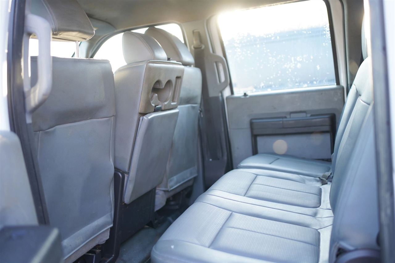 Ford F-550 Crew Cab DRW 4WD 2015