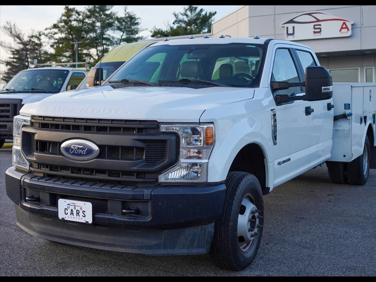 2022 Ford F-350 Super Duty Chassis Cab XL's photo